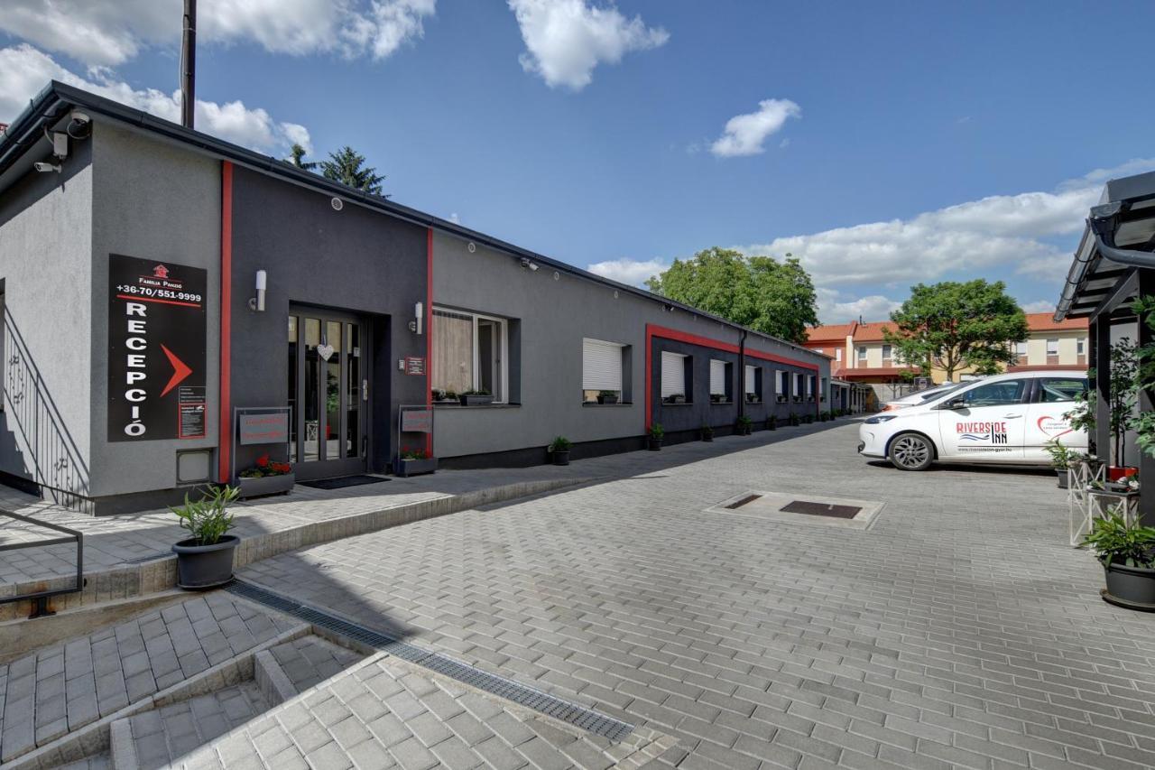 Familia Panzio & Apartmanhaz Gyor Exterior photo
